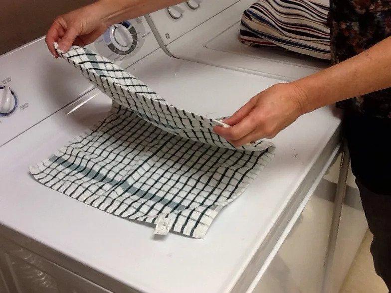 How To Fold Kitchen Towels Mayfield Market   How To Fold Kitchen Towels4 